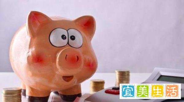 疫情发生后，平均每天超过700亿储蓄存款，报复性存钱正常吗？