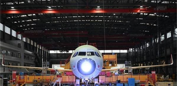 马克龙满载而归，空客签下千亿订单，波音日子不好过了