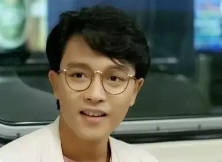 我就不明白了,为什么那么多人喜欢张国荣,还叫他哥哥?
