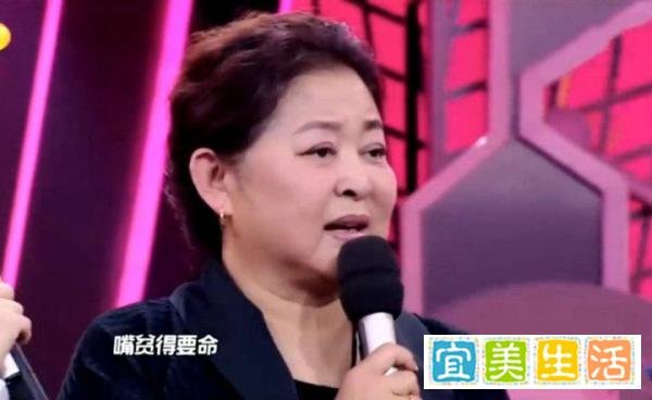 大张伟因话多被送“一粒静”，曾被倪萍直言太贫嘴，抢词惹来争议