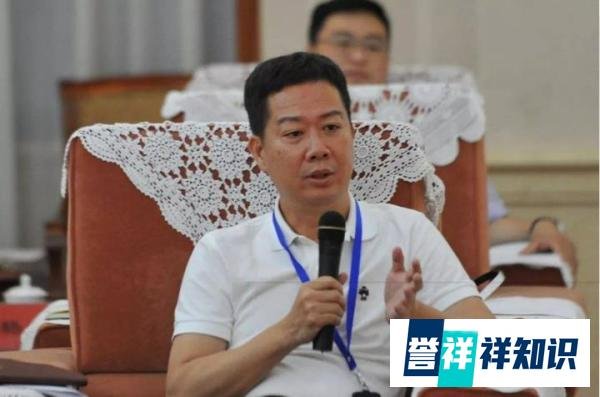 福建漳州父子多传奇？父亲被称教父，儿子厦门大学毕业，身家百亿