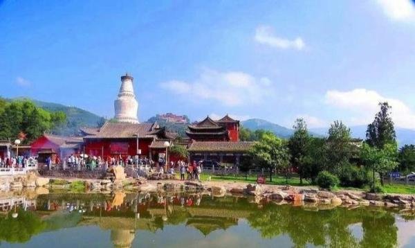 五台山佛协回应两法师被举报私吞善款：文章内容为不实信息