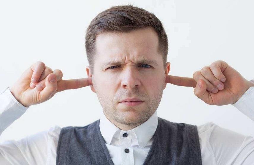 愤怒！上海一小区住户连开5年震楼器，其他住户该为何维权？